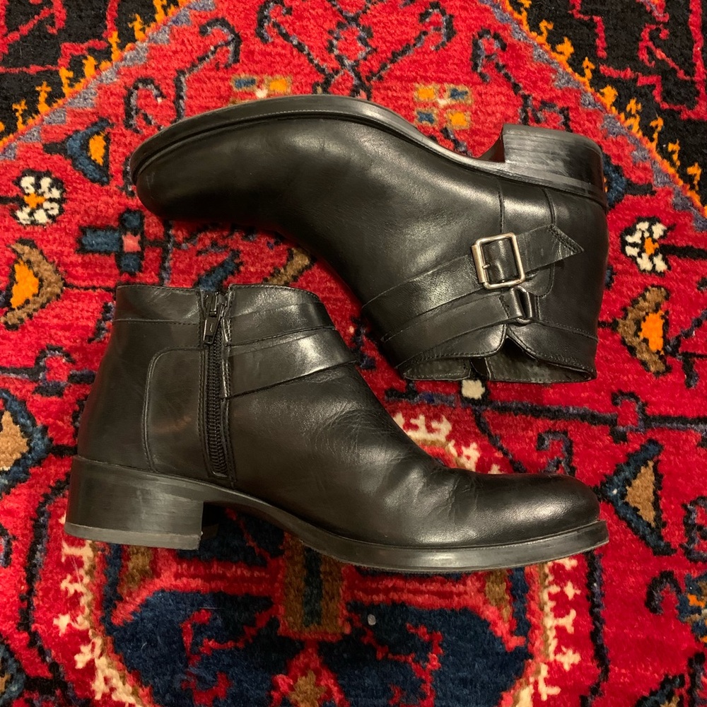 BROWN’S Black Leather Ankle Boots